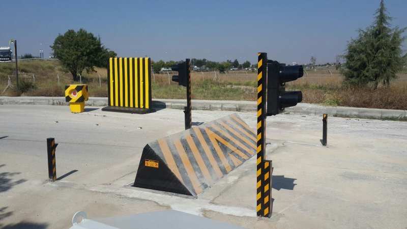 Road Blocker Bariyer Sistemleri